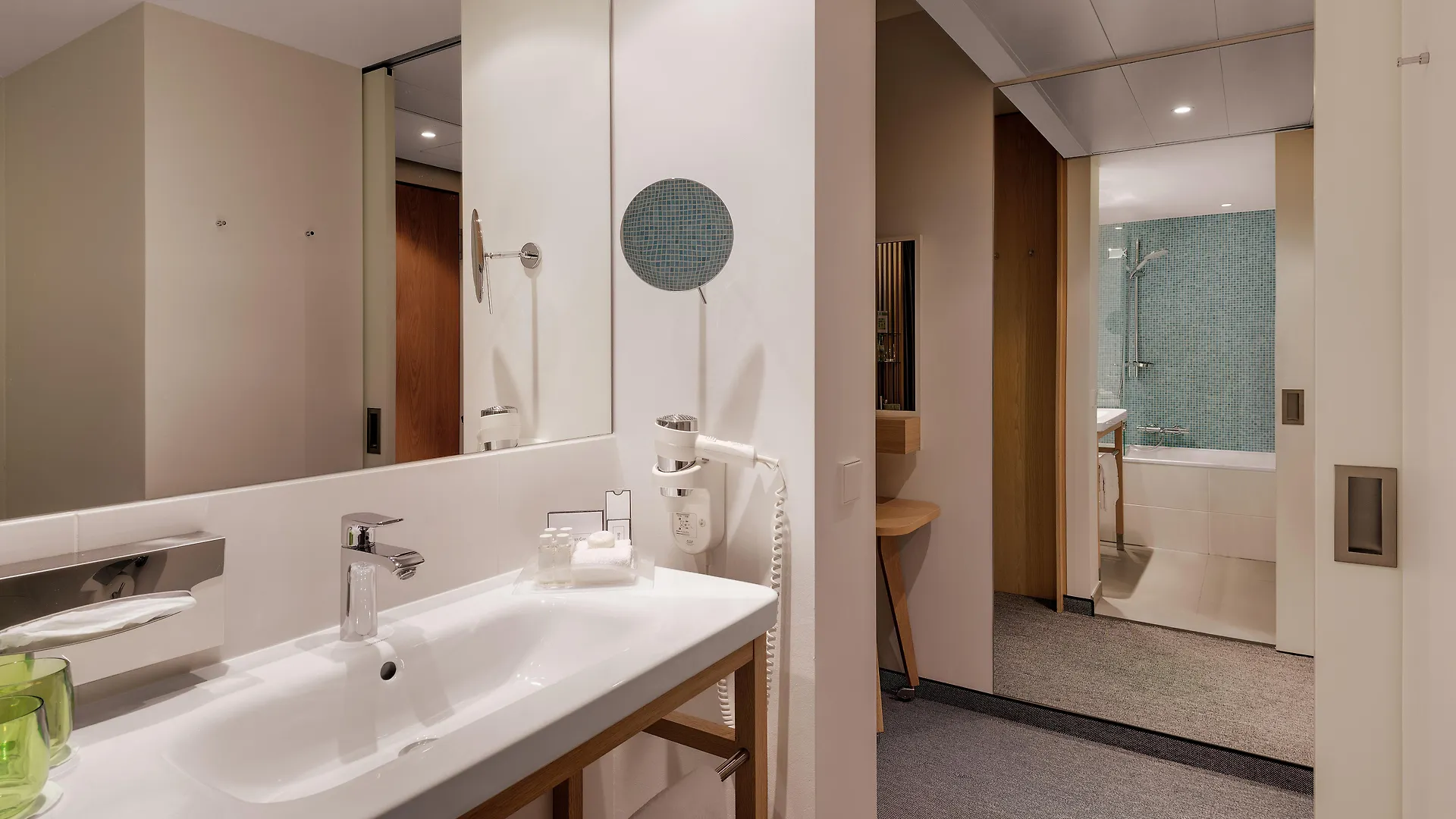 מלון פרנקפורט Holiday Inn Frankfurt - Alte Oper By Ihg